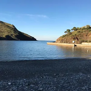apartaments-portbou.topcostabravahotels.com/